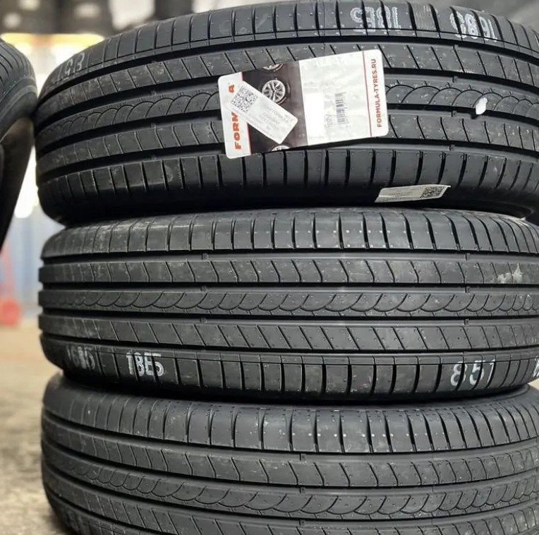 Pirelli Formula ROSSO 215/55 R17 94V  
