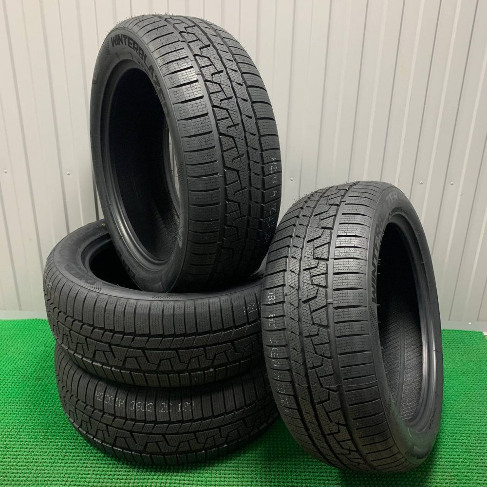 Compasal WinterBlazer UHP 225/60 R17 99V  