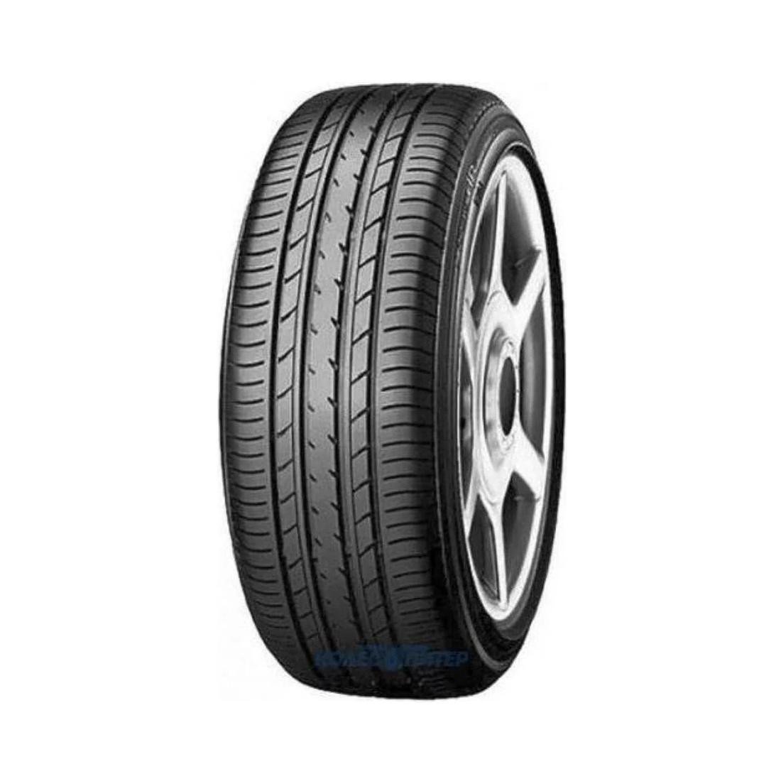 Yokohama BluEarth E70 215/55 R17 94V  