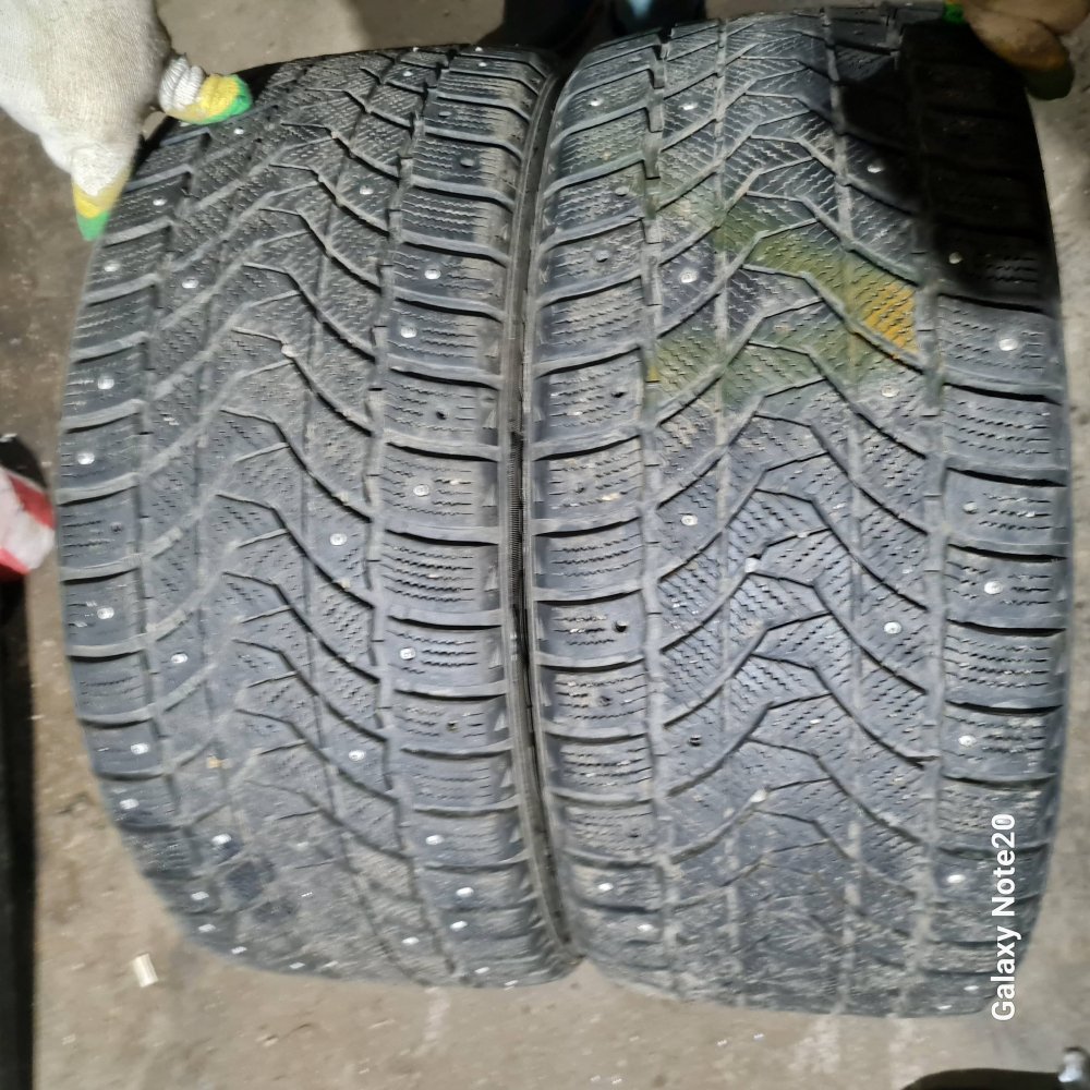 Tri-Ace Snow White 2 285/45 R21 109H  