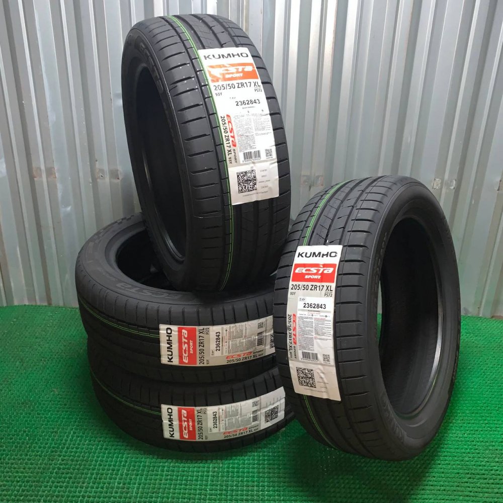 Kumho Ecsta Sport PS72 245/40 R18 97Y XL 