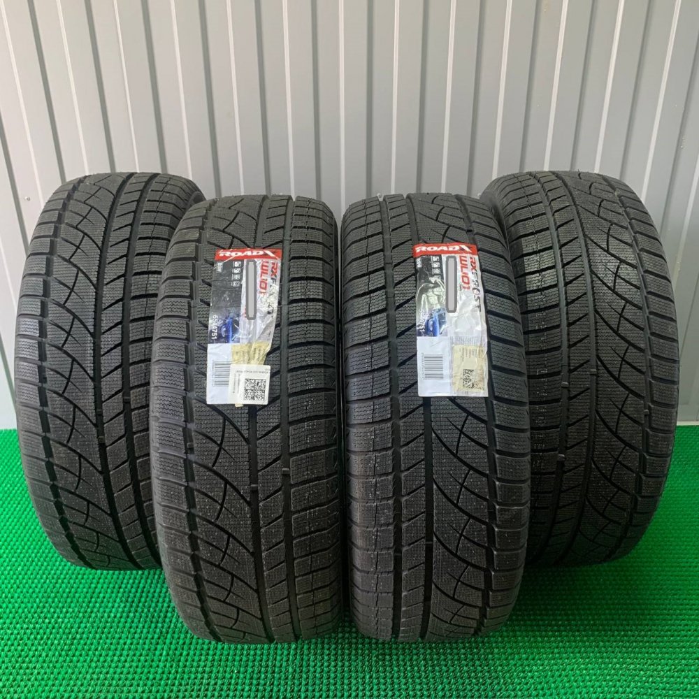 ROADX RX Frost WU01 235/55 R17 99H  