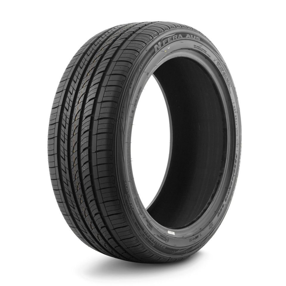 Roadstone/Nexen NFERA AU5 205/60 R16 96V  