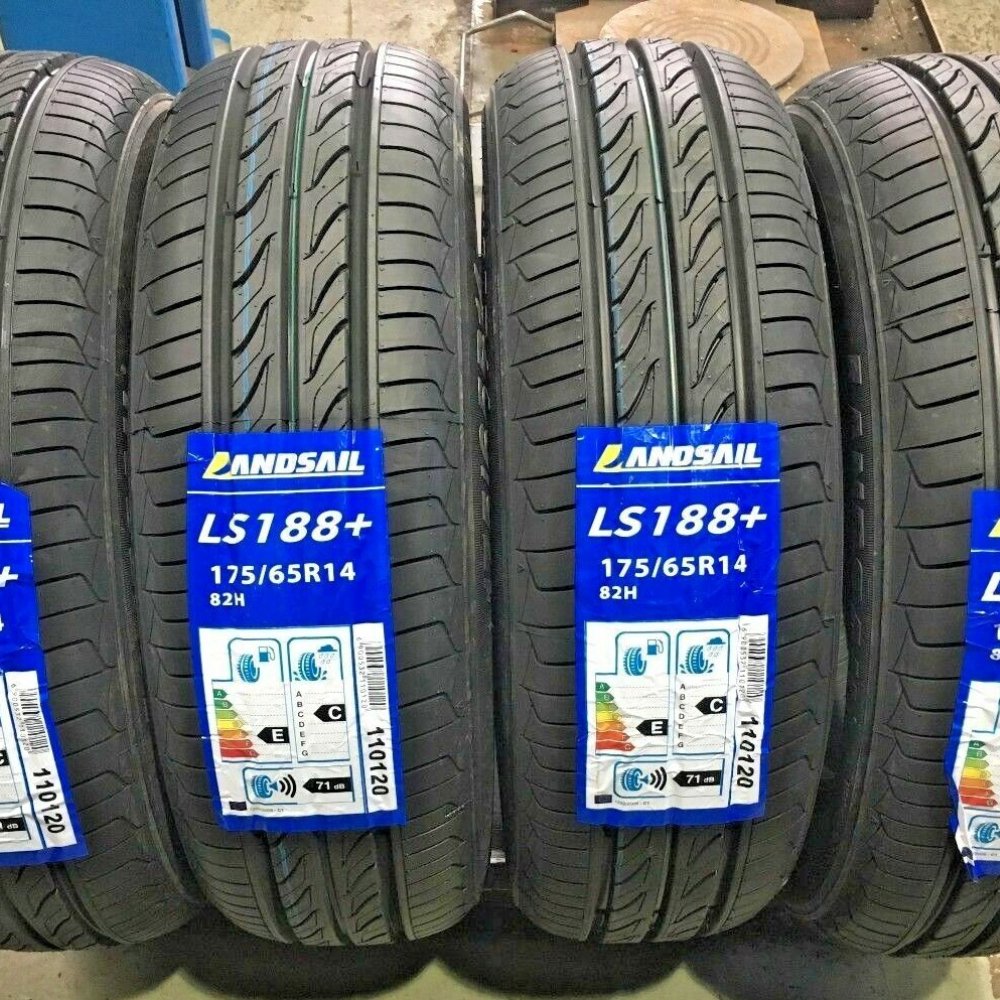 Landsail LS188+ 215/70 R15C 109/107S  