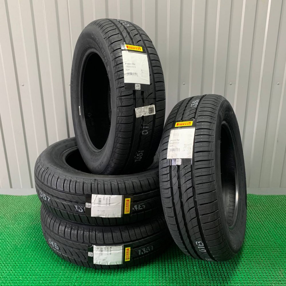 Pirelli Cinturato P1 195/50 R15 82V  